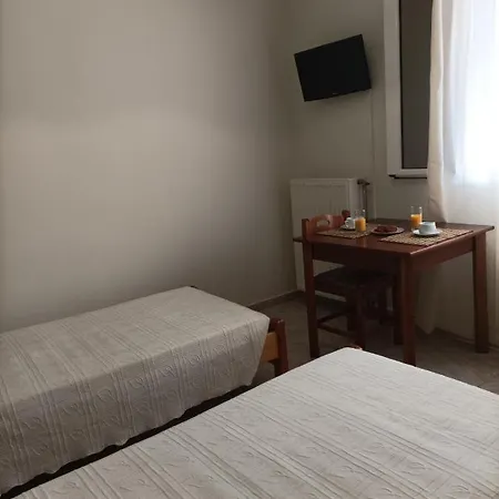 Stella Ликсури